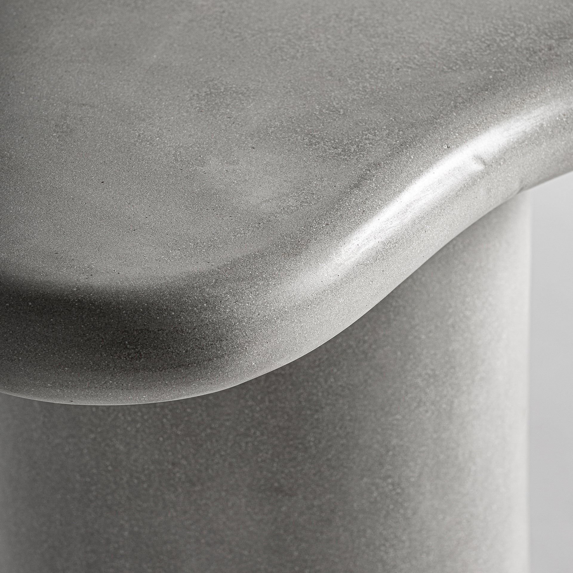 VYTINA SIDE TABLE